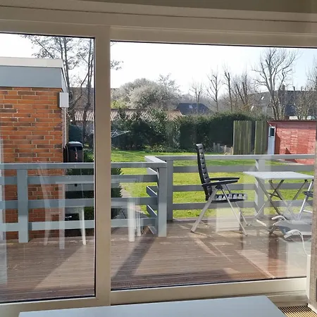 Haus Spoekenkieker Fehnhusen شقة بوركم